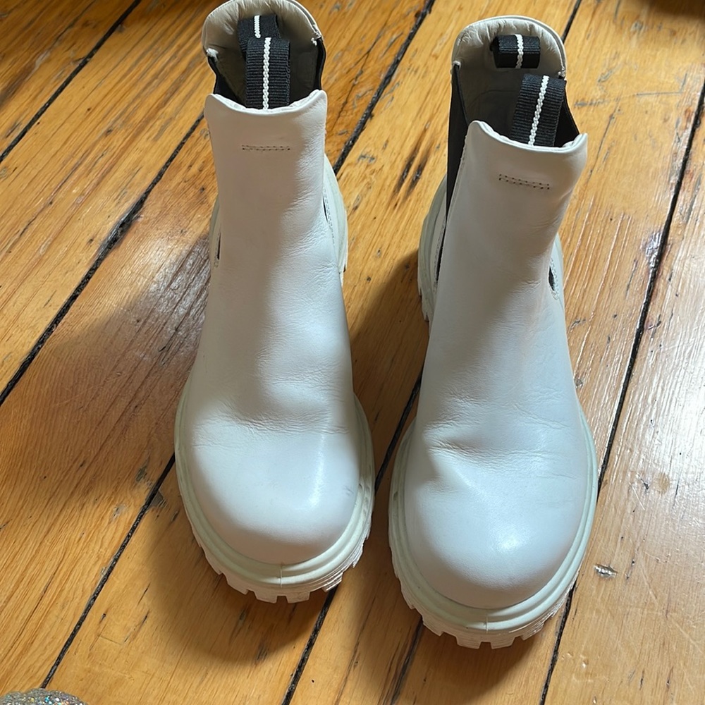 ECCO Tredtray Chelsea Boot